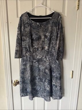 ICE brand Women's Grays and Navy Patterned Scoop-Neck Dress Size 14-16W